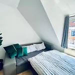 * 2Br Flat Near Karl-Heine-Kanal