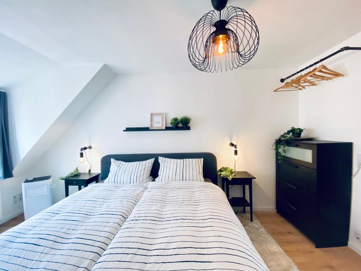 * 2br Flat Near Karl-heine-kanal Apartment *